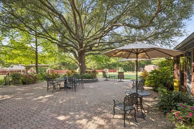 201 Oakwood Drive, Lancaster TX 75146 - Photo 5
