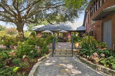 201 Oakwood Drive, Lancaster TX 75146 - Photo 4