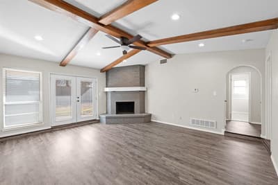 2001 San Jacinto Drive, Arlington TX 76012 - Photo 3