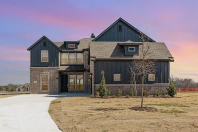 610 Crystal Lake Lane, Red Oak TX 75154