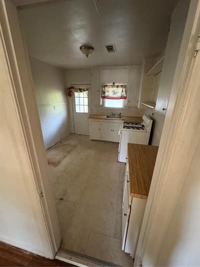 804 W Bridge Street, Weatherford TX 76086 - Photo 3