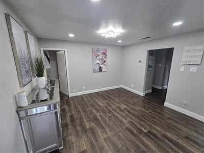 304 Salem Drive, Euless TX 76039 - Photo 4