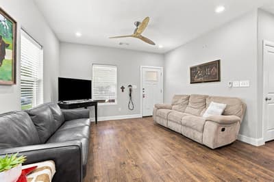 517 E Hanna Street, Denison TX 75021 - Photo 5