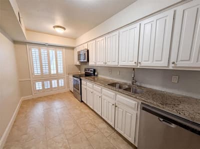 6302 Elder Grove Drive, Dallas TX 75232 - Photo 2