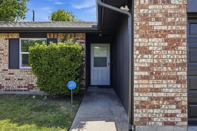 1211 Aspen Drive, Duncanville TX 75116 - Photo 2