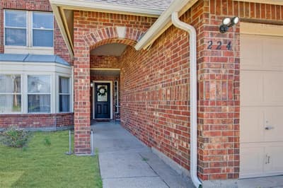 224 Miramar Drive, Arlington TX 76002 - Photo 3