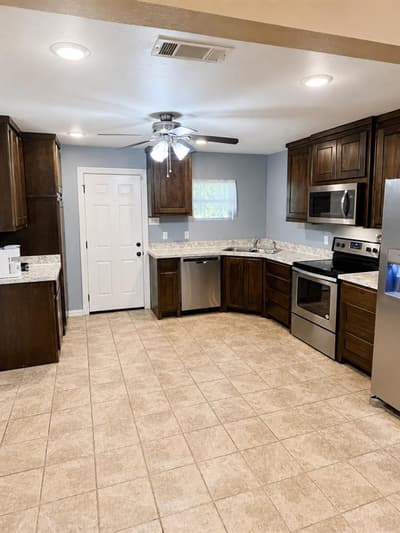 104 Lynn Drive, Azle TX 76020 - Photo 4