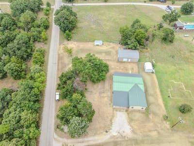 205 County Road 1794, Sunset TX 76270 - Photo 2