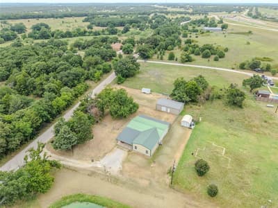 205 County Road 1794, Sunset TX 76270 - Photo 3