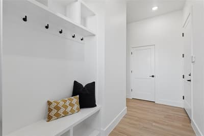 1402 Hutchins Avenue, Dallas TX 75203 - Photo 2