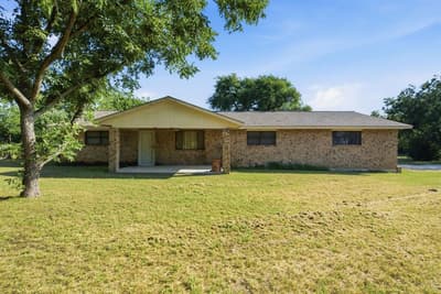 917 E Ross Avenue, De Leon TX 76444
