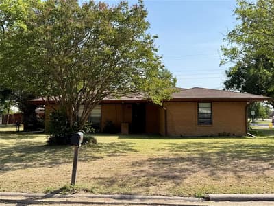 1599 Anthony Street, Kaufman TX 75142