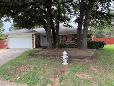 4608 Elm Tree Court, Arlington TX 76017