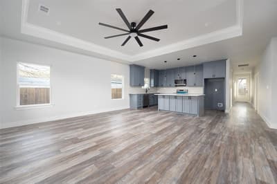 411 W Elm Street, Whitewright TX 75491 - Photo 3