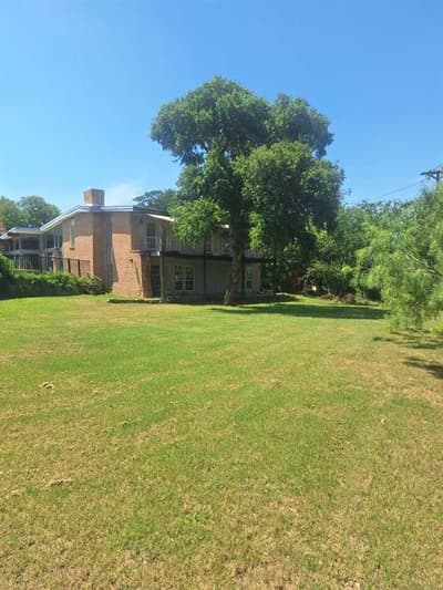 2415 Skyline Drive, Irving TX 75038 - Photo 2