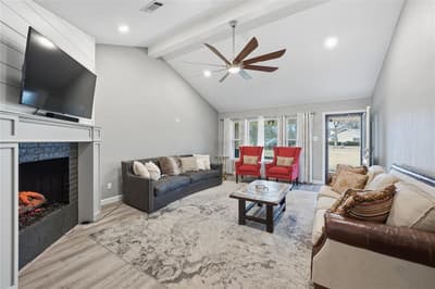 111 Havenwood Drive, Enchanted Oaks TX 75156 - Photo 2