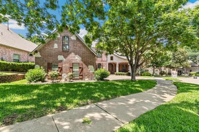 1219 Winding Brook Drive, Garland TX 75044 - Photo 2
