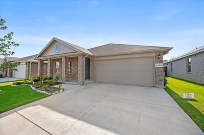 8425 Coffee Springs Drive, Fort Worth TX 76131 - Photo 2