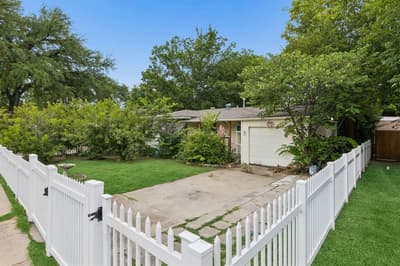4330 Wabash Avenue, Fort Worth TX 76133 - Photo 2