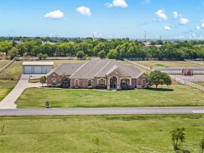 13425 Willow Creek Drive, Haslet TX 76052 - Photo 2
