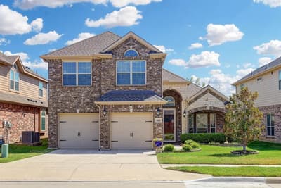 1612 Scarlet Crown Drive, Fort Worth TX 76177 - Photo 2