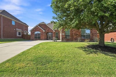 812 Peach Lane, Burleson TX 76028 - Photo 2