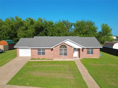 2001 Solomon Drive, Commerce TX 75428 - Photo 2