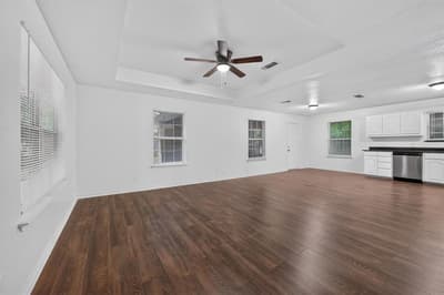 1002 Pine Street, Bonham TX 75418 - Photo 5