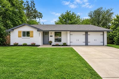 321 NW Wintercrest Road, Burleson TX 76028