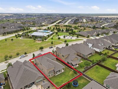 10322 Trail Ridge Drive, Fort Worth TX 76126 - Photo 3