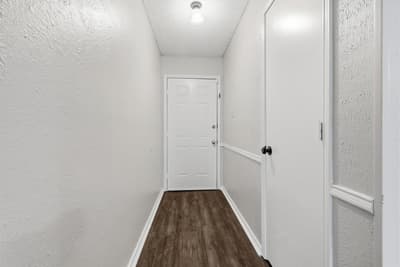 5907 Cedar Ridge Drive, Arlington TX 76017 - Photo 4