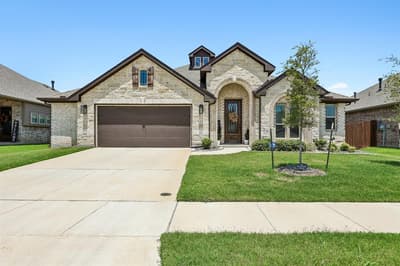 121 Claywood Drive, Glenn Heights TX 75154