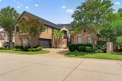 3801 Park Manor Court, Arlington TX 76017 - Photo 2