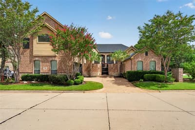 3801 Park Manor Court, Arlington TX 76017