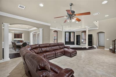 3801 Park Manor Court, Arlington TX 76017 - Photo 5