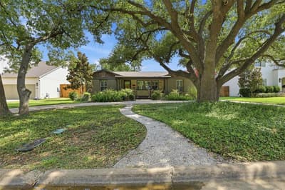 3637 Shelby Drive, Fort Worth TX 76109 - Photo 3