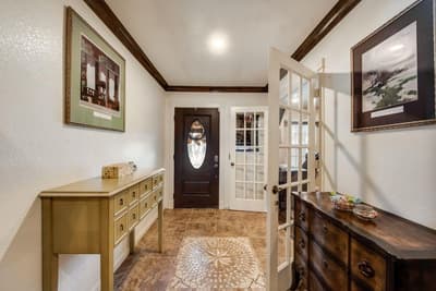 6708 Olivewood Drive, Arlington TX 76001 - Photo 2