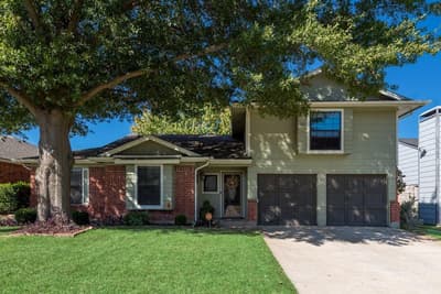 6708 Olivewood Drive, Arlington TX 76001