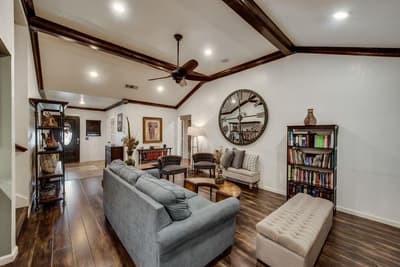 6708 Olivewood Drive, Arlington TX 76001 - Photo 4
