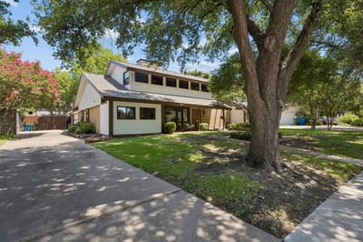 2813 Raintree Drive, Carrollton TX 75006 - Photo 3