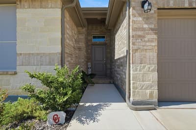 5213 Crystal Lake Avenue, Krum TX 76249 - Photo 3