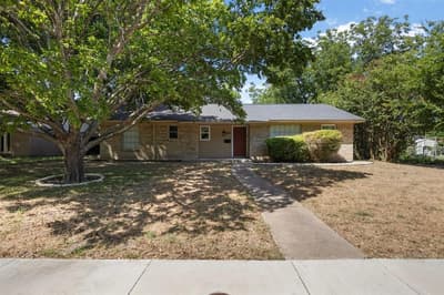 655 W PENTAGON Parkway, Dallas TX 75224 - Photo 2