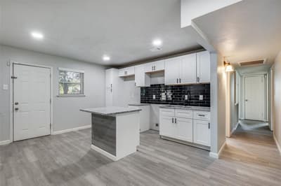 451 Southport Drive, Dallas TX 75232 - Photo 5
