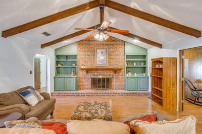 1405 Rockmoor Drive, Edgecliff Village TX 76134 - Photo 3