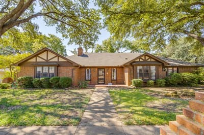 1405 Rockmoor Drive, Edgecliff Village TX 76134