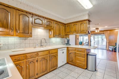 1405 Rockmoor Drive, Edgecliff Village TX 76134 - Photo 5