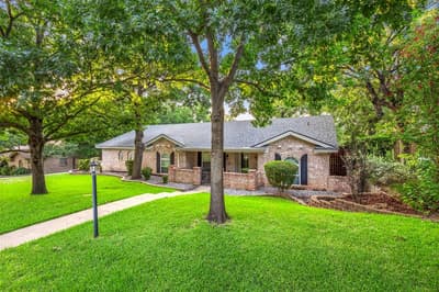 102 Walnut Way, Euless TX 76039 - Photo 3