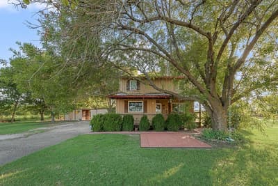 220 Crump Circle, Red Oak TX 75154