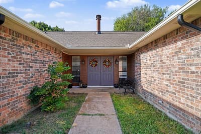 3916 Longmeadow Way, Fort Worth TX 76133 - Photo 3