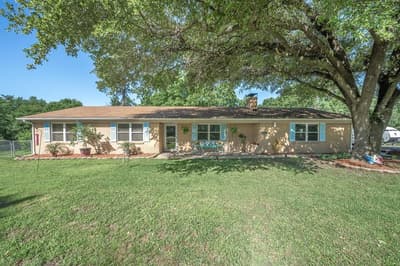 542 S Houston Street, Edgewood TX 75117